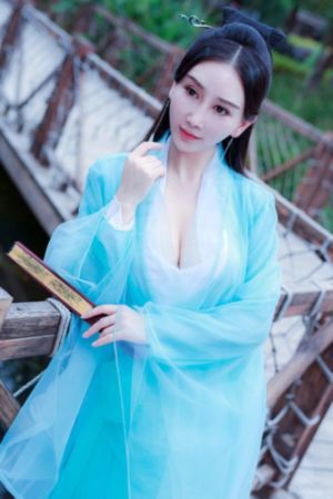 泰国坠毁飞机上最小中国游客仅12岁